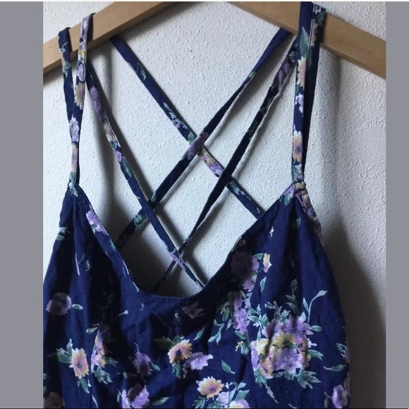 Hollister Navy  Floral dress size Small - Picture 2 of 4